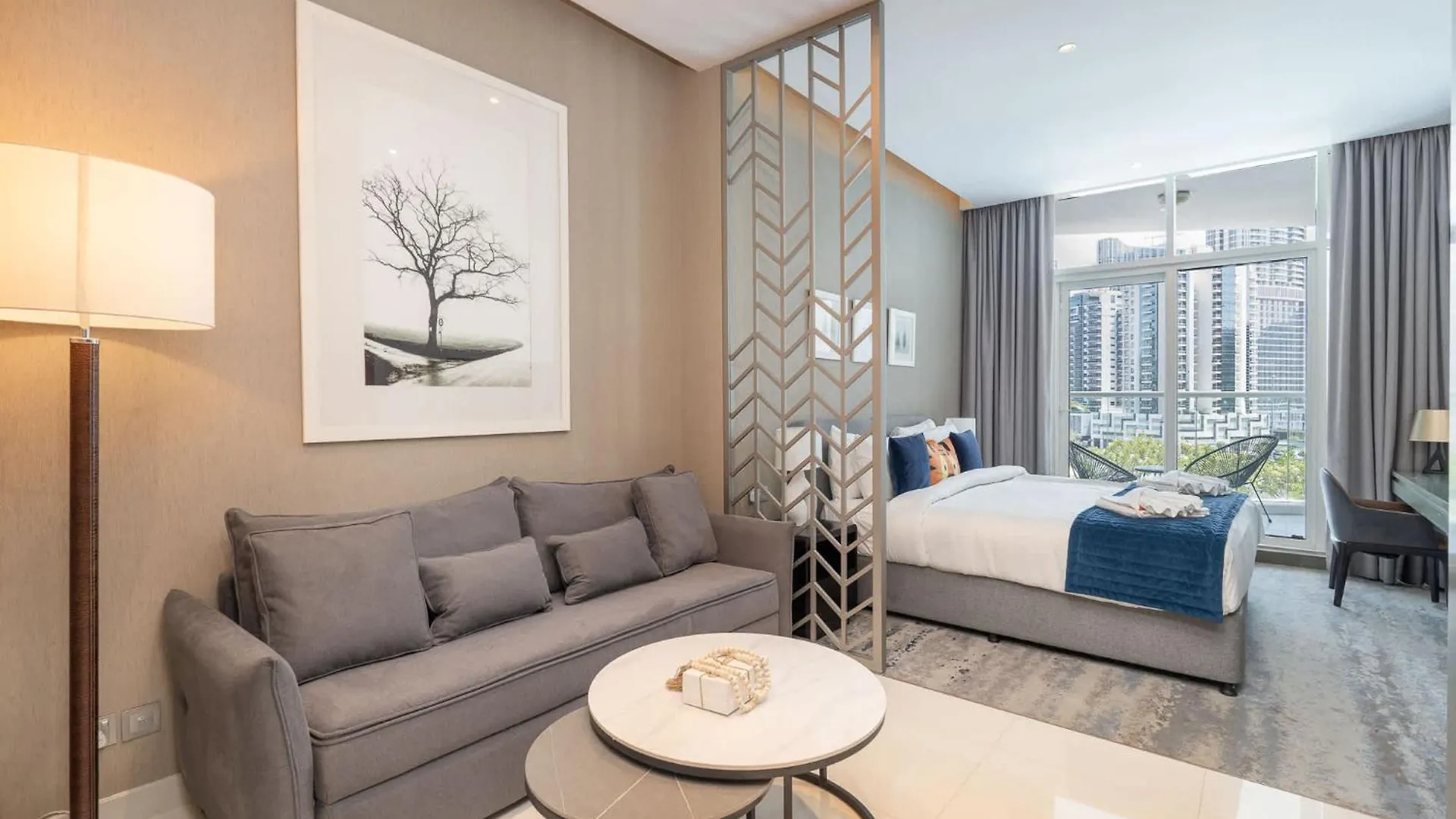 Cozy Studio Perfect For 4 At Damac Maison Prive Dubai