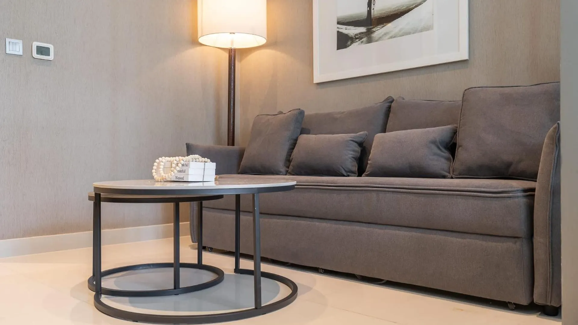 Lägenhet Cozy Studio Perfect For 4 At Damac Maison Prive Dubai